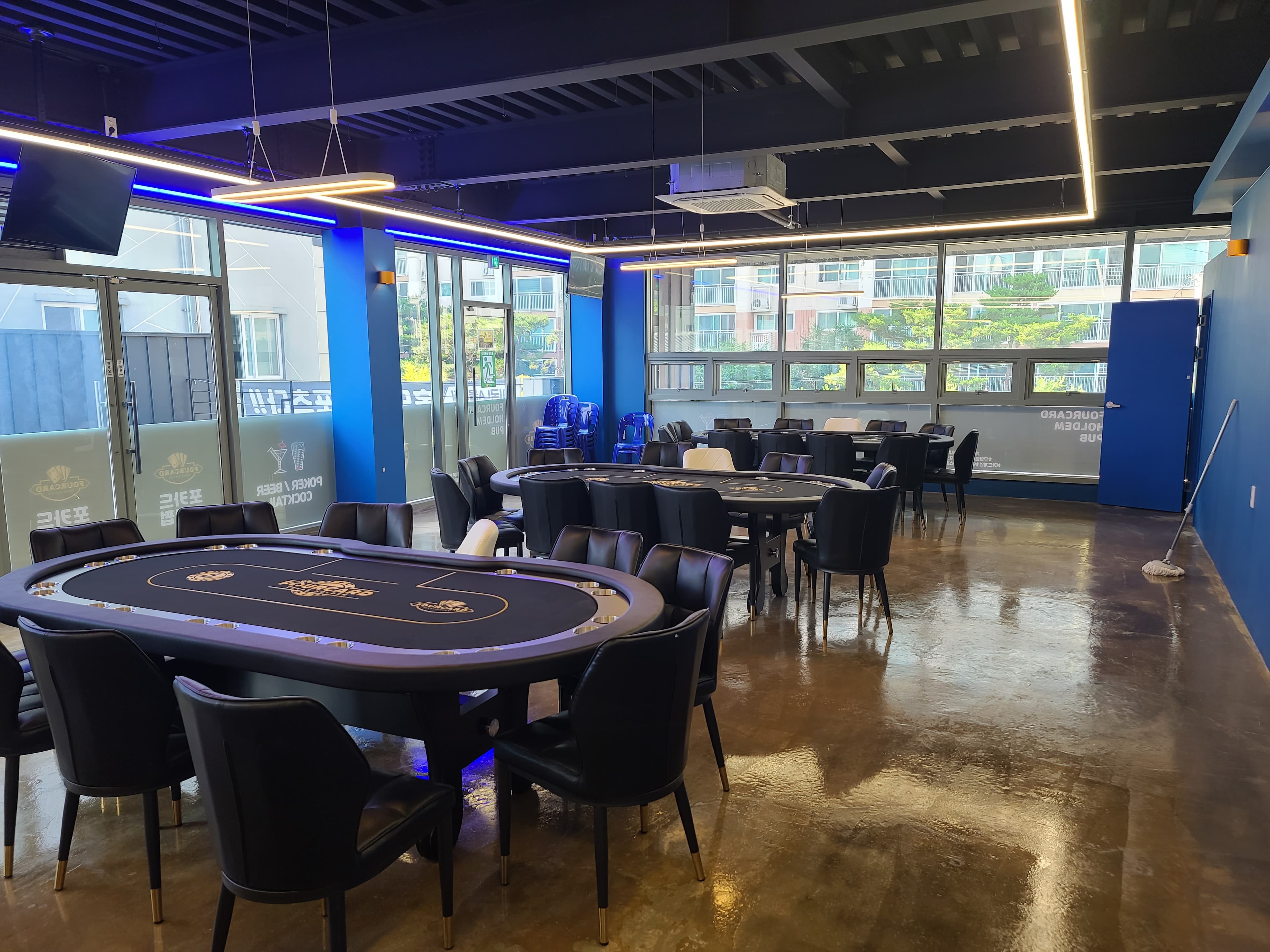 포카드홀덤펍 문덕점 이미지 1