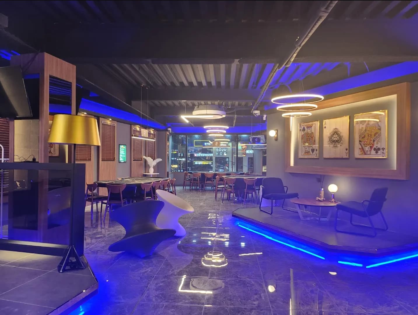 KMGM 수원역점 이미지 1