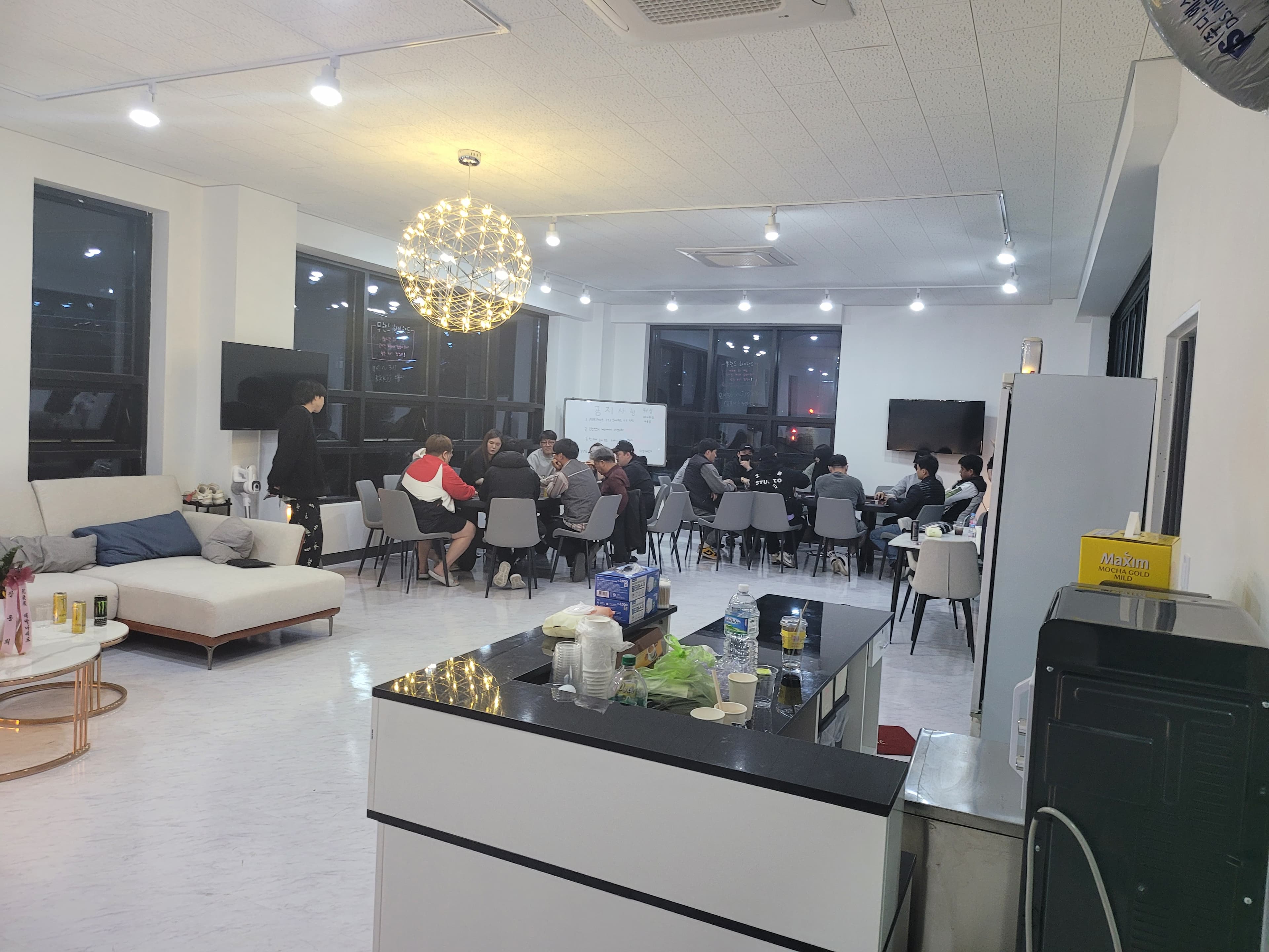 플렉스보드카페 이미지 1