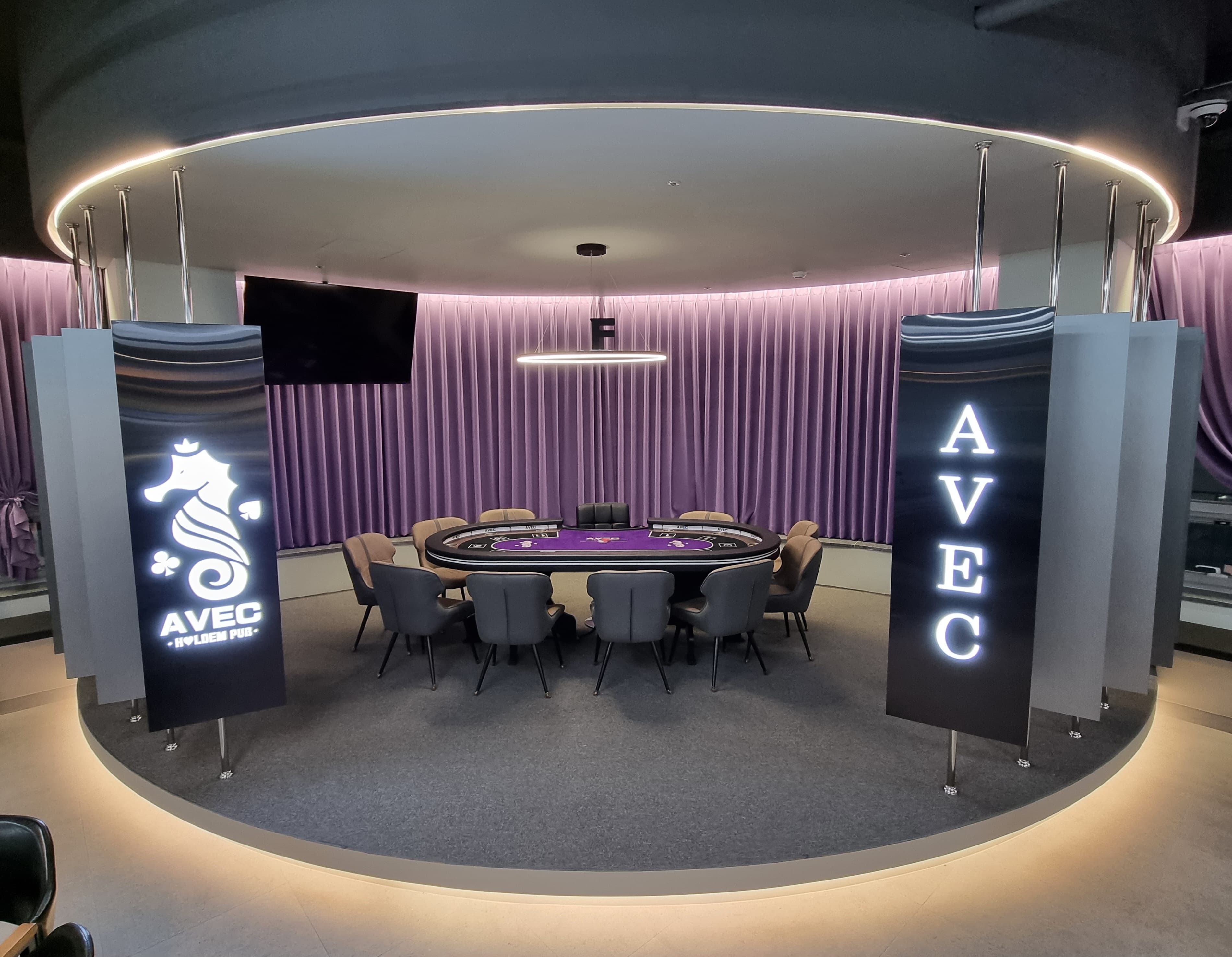 아베크홀덤펍 호수공원점 이미지 1