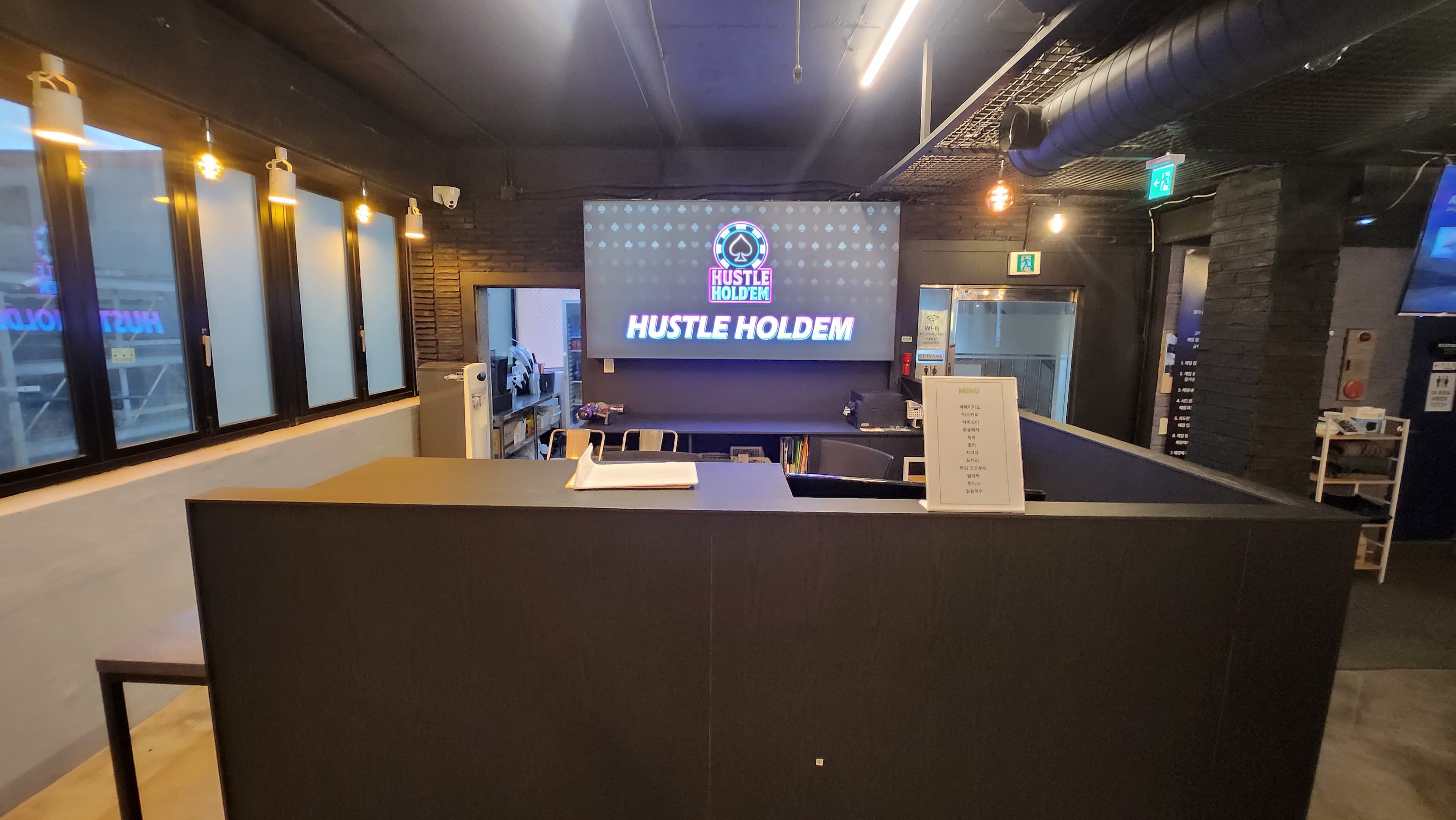 허슬홀덤 이미지 1