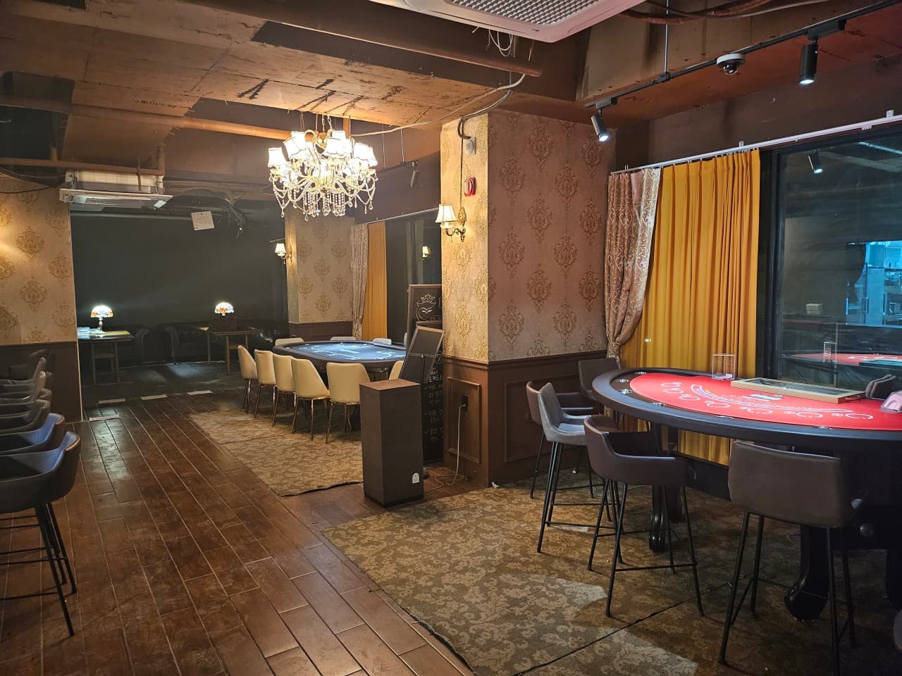 피쉬앤칩스 홀덤라운지 이미지 1