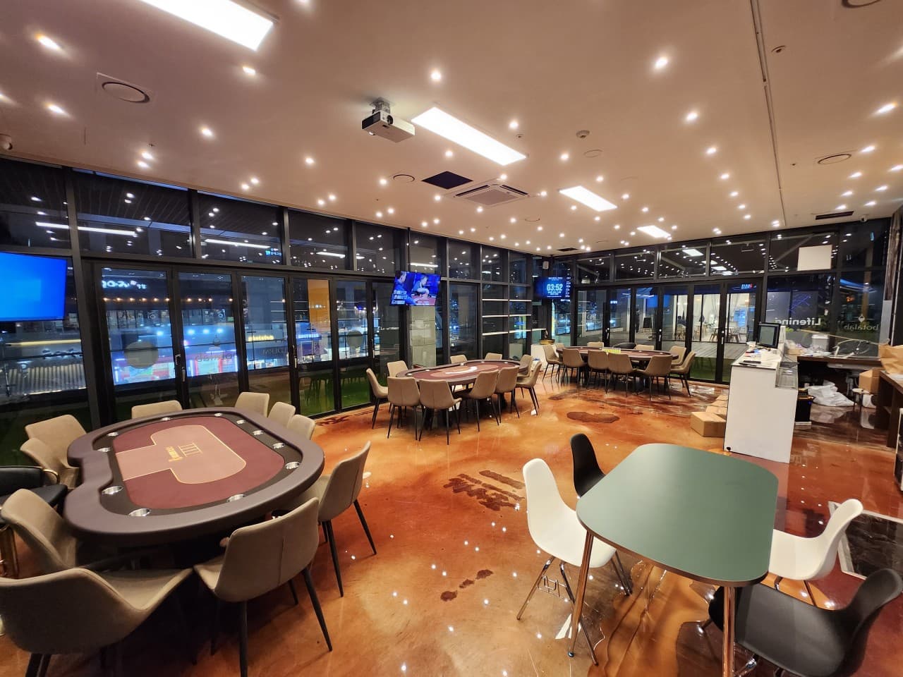 홀덤클래스 이미지 1